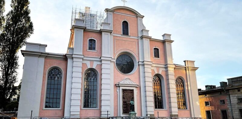 cattedrale-storkyrkan-stoccolma-wine-travel-blog-weloveitalyeu
